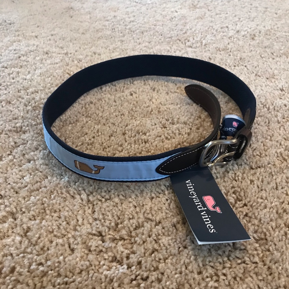 Vineyard Vines size 28 belt